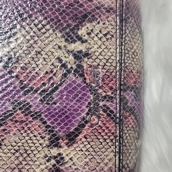 NWT CALVIN KLEIN Charles Flap Crossbody Grape Snake Bag‎ NWT - Picture 2 of 14